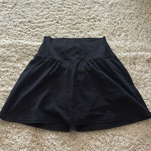 Lululemon black high rise align skirt size 4, worn once